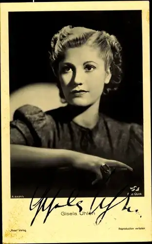 Ak Schauspielerin Gisela Uhlen, Portrait, Ross Verlag A 2227/1, Autogramm