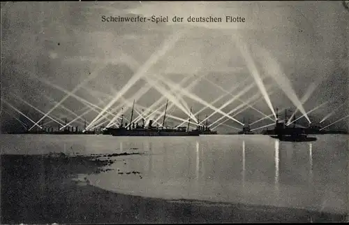 Ak Deutsche Kriegsschiffe, Flotte im Kieler Hafen, Scheinwerferspiel