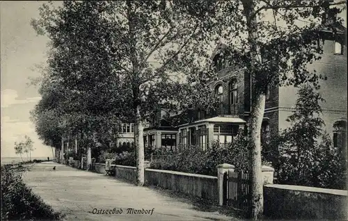 Ak Ostseebad Niendorf Timmendorfer Strand, Straßenpartie