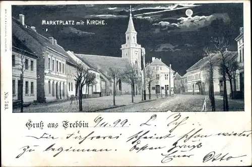 Mondschein Ak Trebbin in Brandenburg, Partie am Marktplatz mit Kirche, Häuser, Bäume