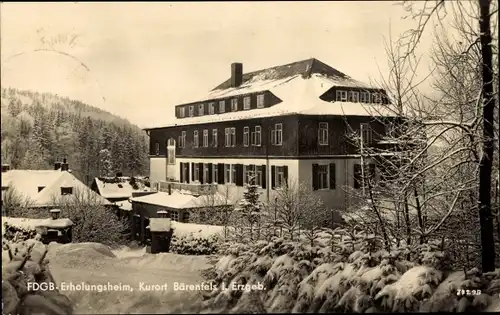 Ak Bärental Feldberg im Schwarzwald, FDGB-Erholungsheim, Winteransicht