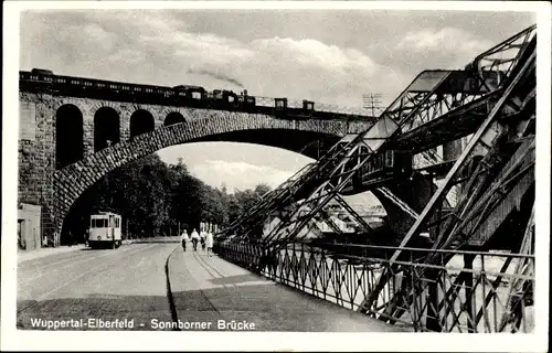 Ak Elberfeld Wuppertal, Sonnborner Brücke, Schwebebahn, Straßenbahn, Eisenbahn