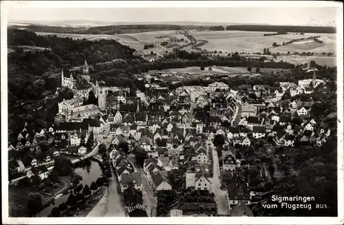 Ak Sigmaringen an der Donau Baden Württemberg, Luftbild vom Ort
