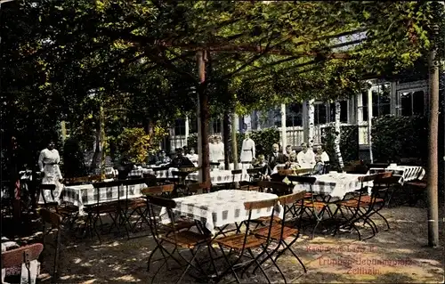 Ak Zeithain in Sachsen, Truppenübungsplatz, Lager II, Kantine, Gartenlaube, Soldaten, Familie