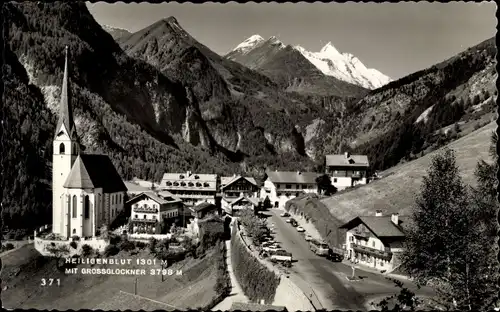 Ak Heiligenblut am Großglockner in Kärnten, Teilansicht mit Kirche