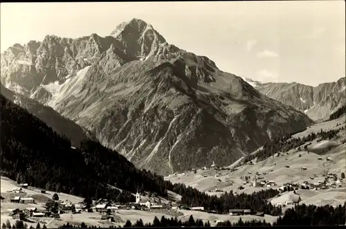 Ak Hirschegg Mittelberg im Kleinwalsertal Vorarlberg, Gesamtansicht