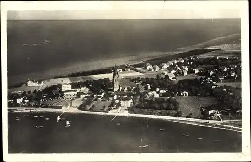 Ak Ostseebad Rerik, Blick auf den Ort, Kirche, Fliegeraufnahme