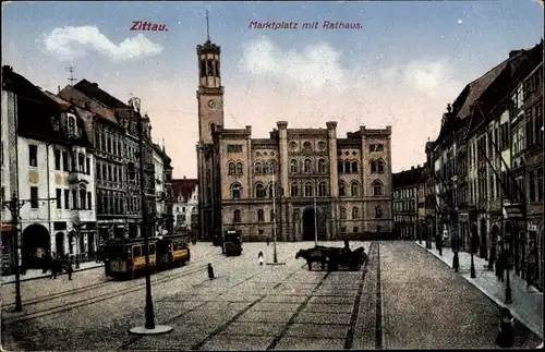 Ak Zittau in der Oberlausitz, Marktplatz mit Rathaus, Straßenbahn