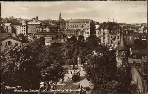 Ak Plauen im Vogtland, Blick vom Rathaus auf Lutherplatz und Bahnhofstraße, Tram