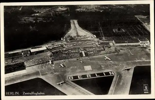 Ak Berlin Tempelhof, Zentralflughafen, Flugbild, Klinke 9201