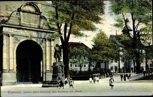 Ak Lutherstadt Eisenach in Thüringen, Sebastian-Bach-Denkmal, Alte Residenz, Markt