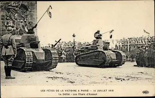 Ak Paris, Tag des Sieges 1919, die Parade, die Sturmpanzer
