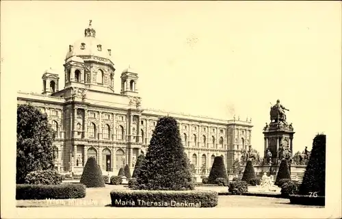 Ak Wien 1 Innere Stadt, Museum, Maria Theresia Denkmal