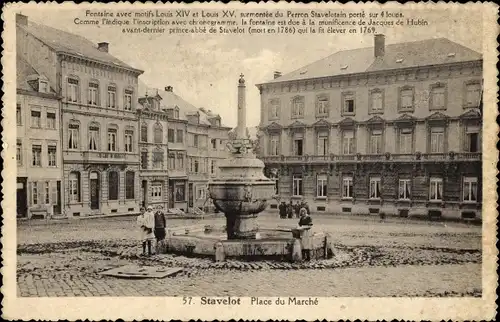 Ak Stavelot Wallonien Lüttich, Marktplatz, Brunnen