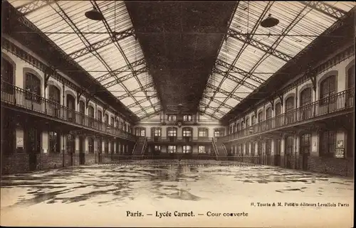 Ak Paris XVII., Lycee Carnot, Cour couverte, interieur