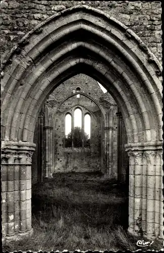 Ak Yèvre le Chatel Loiret, Portique de l'ancienne Eglise St-Lubin