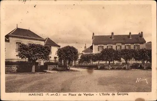 Ak Marines du Val d’Oise, Place de Verdun, L’Ecole des Garcons