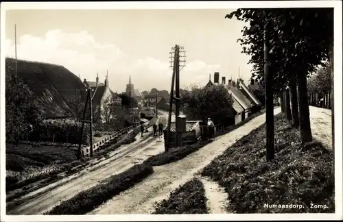 Ak Numansdorp Südholland Niederlande, Straßenpartie, Häuser