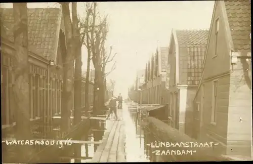 Ak Zaandam Zaanstad Nordholland, Überschwemmung 1916, Lijnbaanstraat