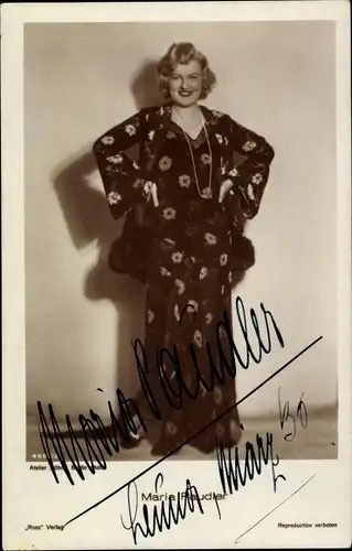 Ak Schauspielerin Maria Paudler, Standportrait, Autogramm