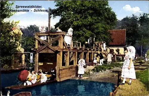 Ak Kannomühle Alt Zauche Wußwerk im Spreewald, Schleuse, Frauen, Tracht