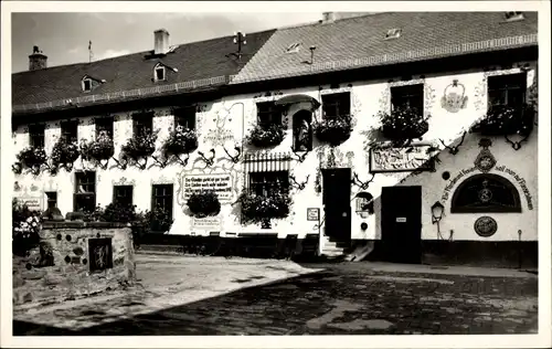 Ak Fischbach Kelkheim im Taunus, Klostergut Rettershof, Hof, Brunnen
