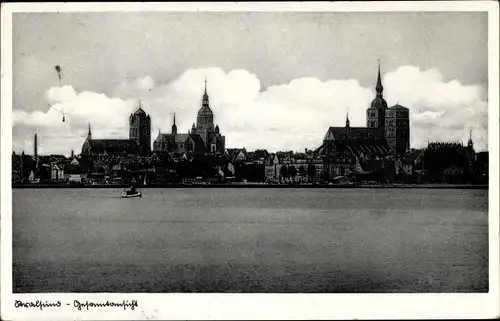 Ak Stralsund in Vorpommern, Ortsansicht, Kirchen