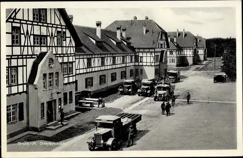 Ak Grafenwöhr in der Oberpfalz Bayern, Wohnhäuser, Autos, Passanten