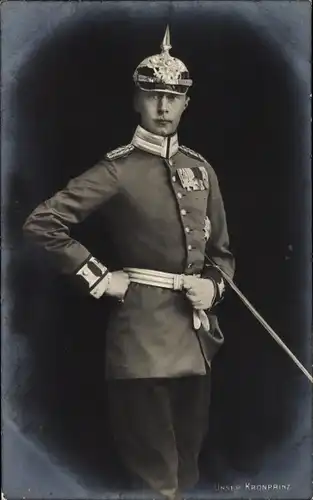 Ak Kronprinz Wilhelm von Preußen, Portrait in Uniform, Pickelhaube