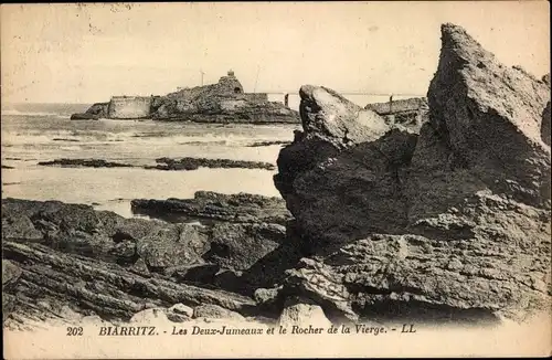 Ak Biarritz Pyrénées Atlantiques, Les Deux-Jumeaux, Rocher de la Virginie