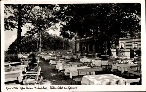 Ak Berlin Zehlendorf Wannsee, Nikolskoe, Gaststätte Blockhaus, Garten