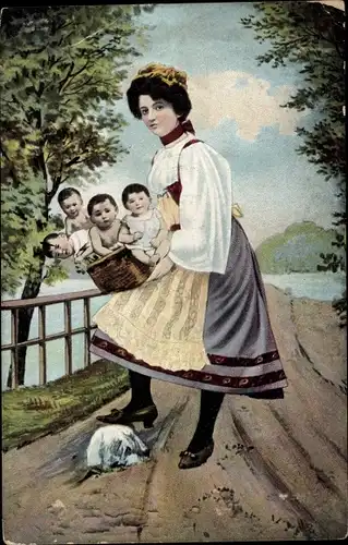 Ak Frau mit vier Babys in einem Korb