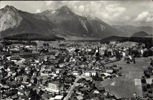 Ak Spiez am Thuner See Kanton Bern, Gesamtansicht