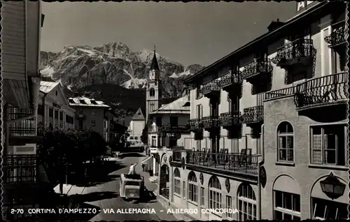 Ak Cortina d'Ampezzo Venetien, Via Allemagna, Albergo Concordia
