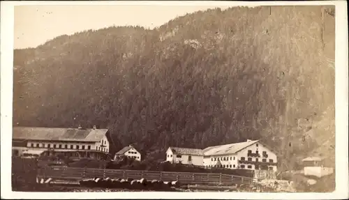 Foto Fall Lenggries Oberbayern, Teilansicht der Ortschaft