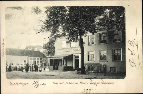 Ak Wateringen Südholland, Platz mit 't Huis ten Hoek, Hotel und Stallungen