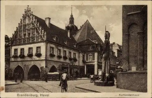 Ak Brandenburg an der Havel, Kurfürstenhaus, Roland