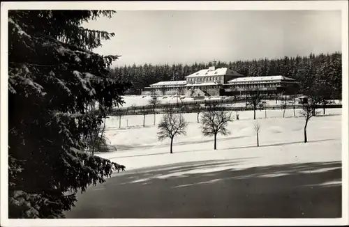 Ak Adorf im Vogtland, Leipziger Heilstätte, Winter