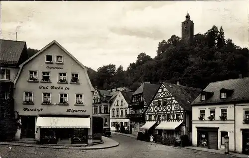 Ak Bad Berneck im Fichtelgebirge Oberfranken, Marktplatz, Blick zum Schlossberg, Logierhaus