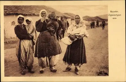 Ak Mazedon, Zigeunertypen, drei Frauen mit Kleinkindern