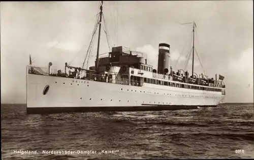 Ak HAPAG, Nordseebäderdampfer Kaiser vor Helgoland