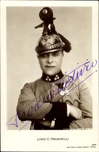 Ak Schauspieler Livio C. Pavanelli, Portrait, Filmkostüm, Autogramm