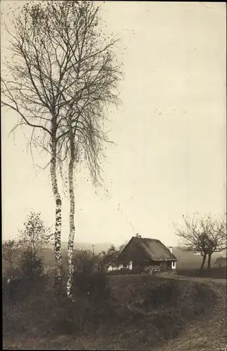 Foto Ak Schramberg im Schwarzwald, Landschaft mit Bauernhaus