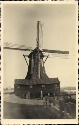 Foto Ak Zaandam Zaanstad Nordholland, Ölmühle