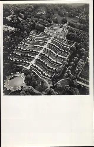 Ak Potsdam in Brandenburg, Schloss Sanssouci mit Terrassen, Fliegeraufnahme
