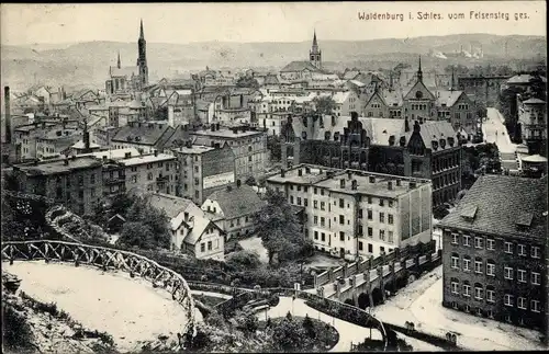 Ak Wałbrzych Waldenburg Schlesien, Panorama, Blick vom Felsensteg