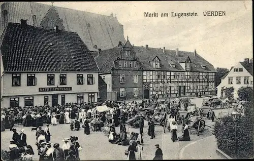 Ak Verden an der Aller, Markt am Lugenstein, Anwohner, Ratsapotheke, Kirche