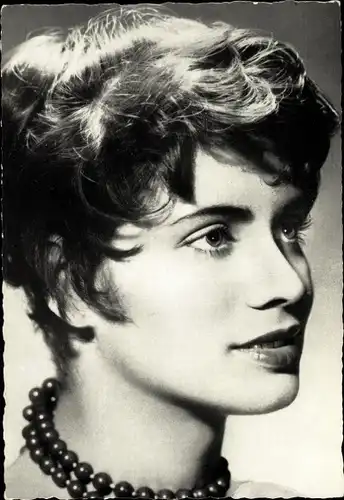 Ak Sängerin Margot Eskens, Portrait, Perlenkette