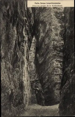 Ak Kohlscheuer Felsen bei Echternach Luxemburg, In den Schluchten