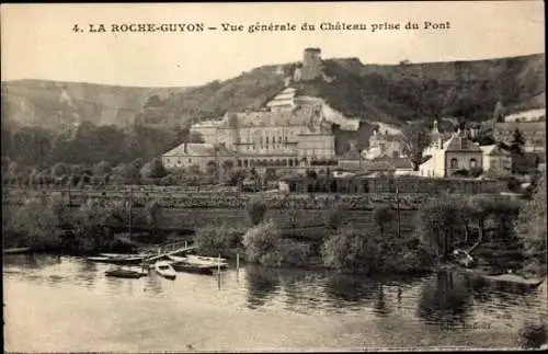 Ak La Roche Guyon Val d’Oise, Schloss, Bootsanleger, Blick von der Brücke
